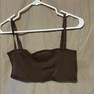 Skims Sheer Sculpt Bandeau bra